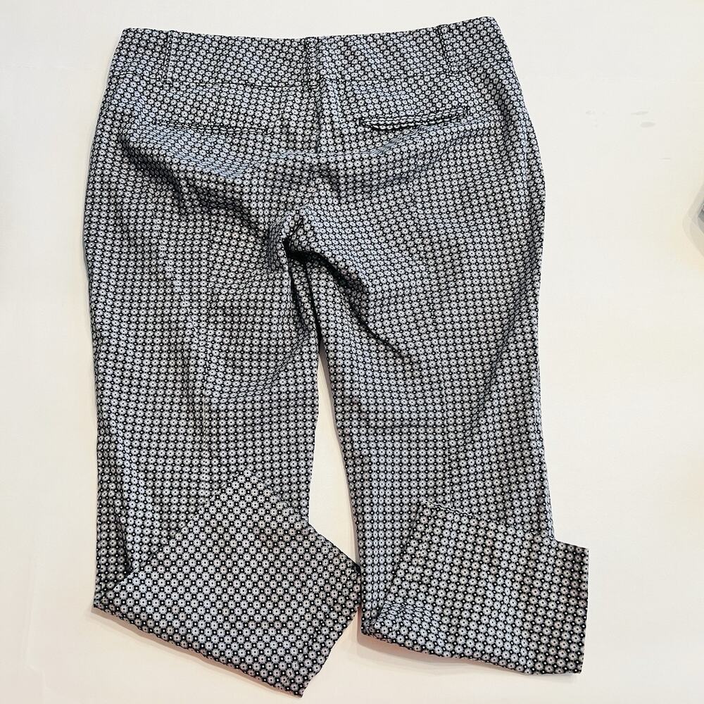 Ann Taylor Women's Capri Pants Size 10 Purple Navy Blue Printed Cotton Blend - Picture 2 of 4